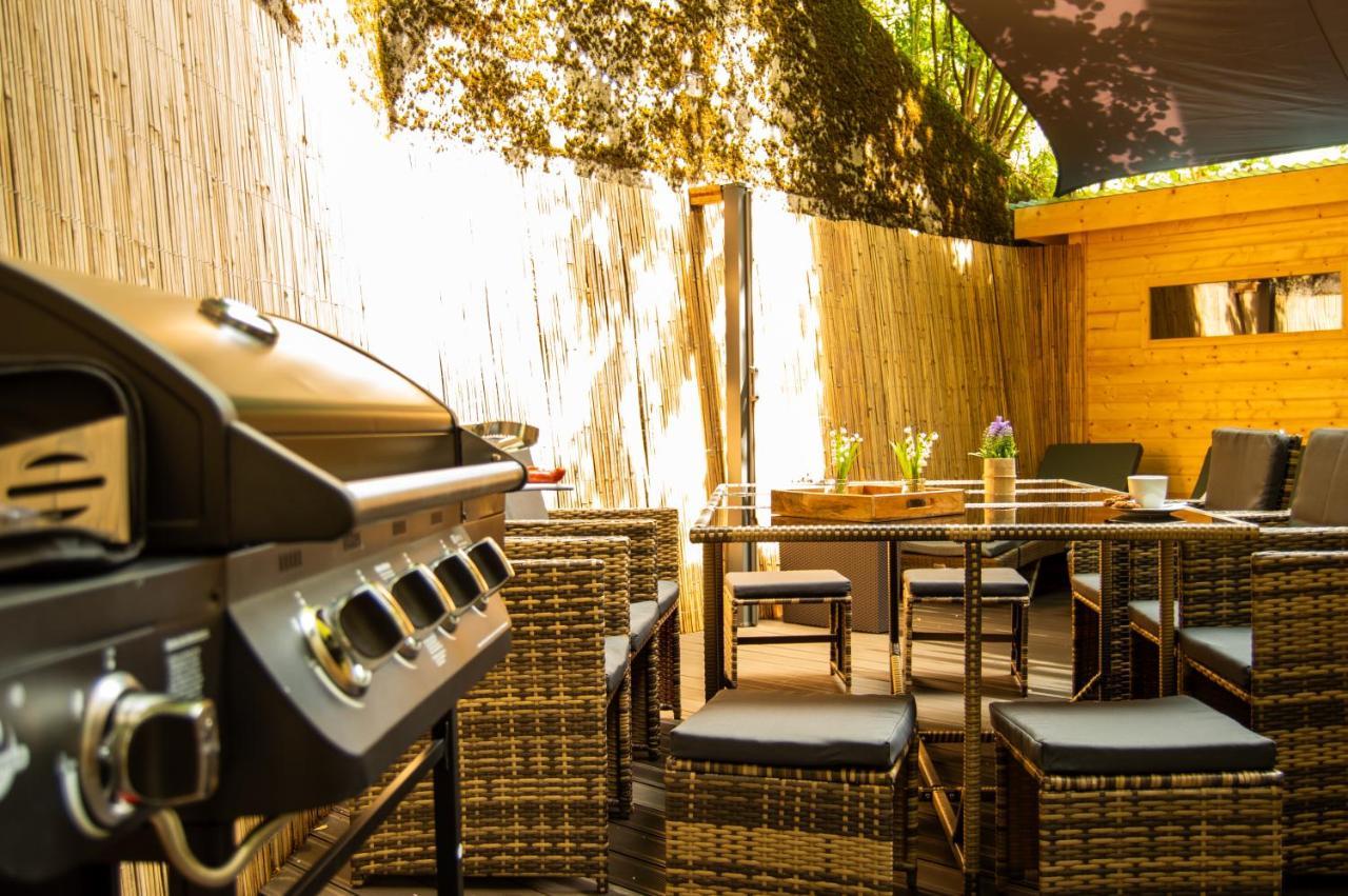 Wellnessoase Mitten In Der Wasserfallstadt Triberg 特里贝格 外观 照片