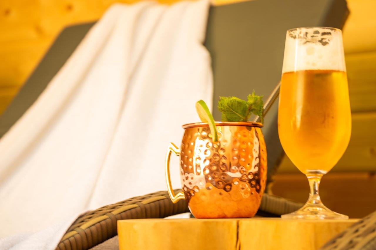 Wellnessoase Mitten In Der Wasserfallstadt Triberg 特里贝格 外观 照片